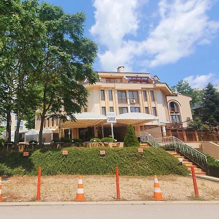 Family Hotel Classic Varna Exterior foto